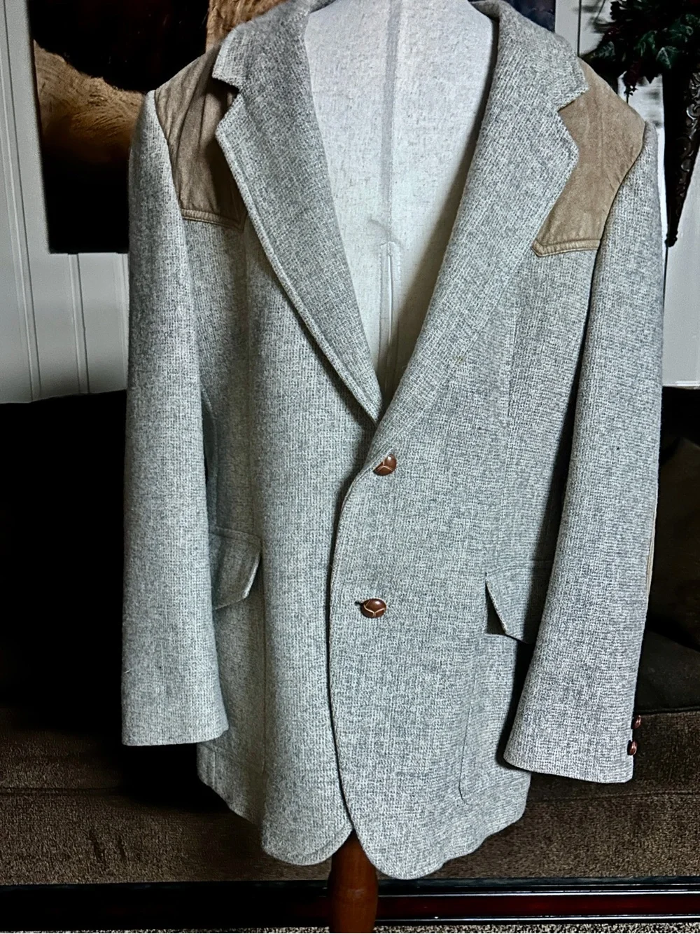 Pendleton ~ Size 42 ~ Vintage ~ Beige Brown ~ Wool Blazer Jacket W/Elbow Patches